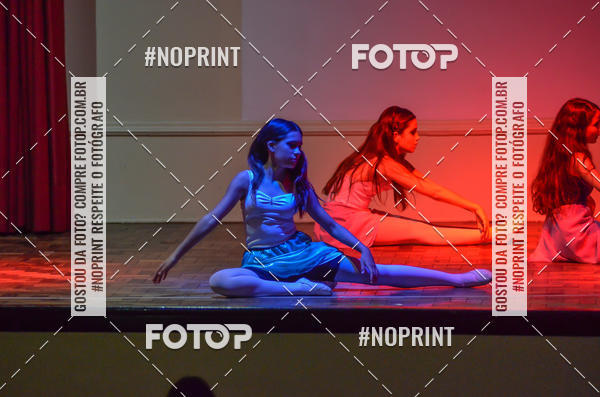 Buy your photos of the eventApresentao de dana  da Escola Uruguai na Escola Rainha do Brasil on Fotop
