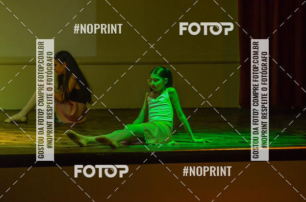 Buy your photos of the eventApresentao de dana  da Escola Uruguai na Escola Rainha do Brasil on Fotop