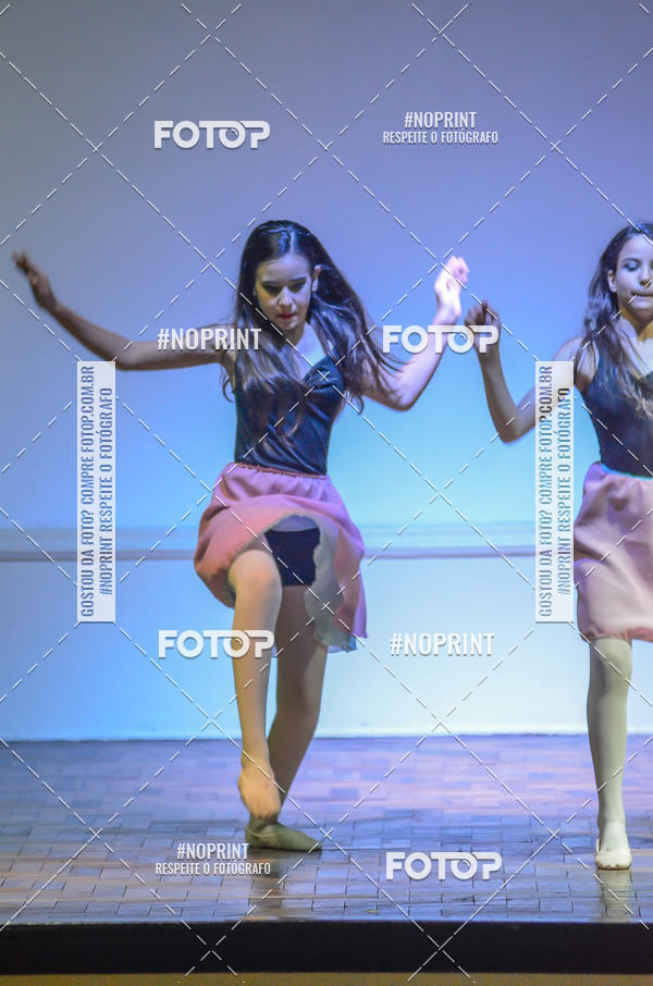 Buy your photos of the eventApresentao de dana  da Escola Uruguai na Escola Rainha do Brasil on Fotop