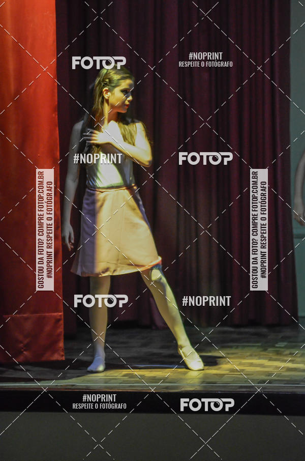 Buy your photos of the eventApresentao de dana  da Escola Uruguai na Escola Rainha do Brasil on Fotop