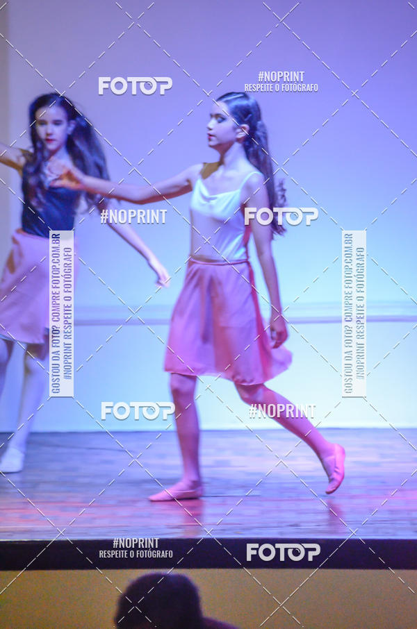 Buy your photos of the eventApresentao de dana  da Escola Uruguai na Escola Rainha do Brasil on Fotop