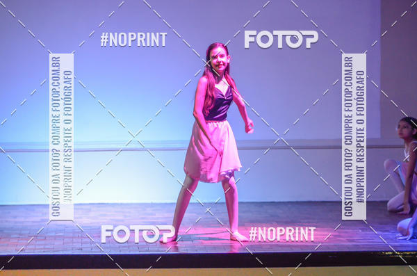 Compre suas fotos do eventoApresenta��o de dan�a  da Escola Uruguai na Escola Rainha do Brasil no Fotop