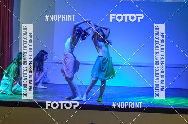 Buy your photos of the eventApresentao de dana  da Escola Uruguai na Escola Rainha do Brasil on Fotop
