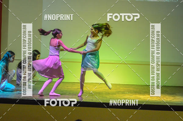 Buy your photos of the eventApresentao de dana  da Escola Uruguai na Escola Rainha do Brasil on Fotop