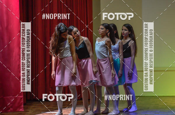 Buy your photos of the eventApresentao de dana  da Escola Uruguai na Escola Rainha do Brasil on Fotop