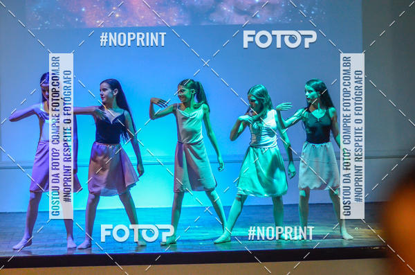 Buy your photos of the eventApresentao de dana  da Escola Uruguai na Escola Rainha do Brasil on Fotop