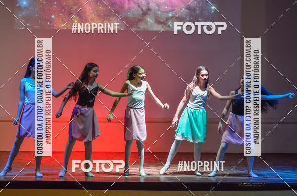 Buy your photos of the eventApresentao de dana  da Escola Uruguai na Escola Rainha do Brasil on Fotop
