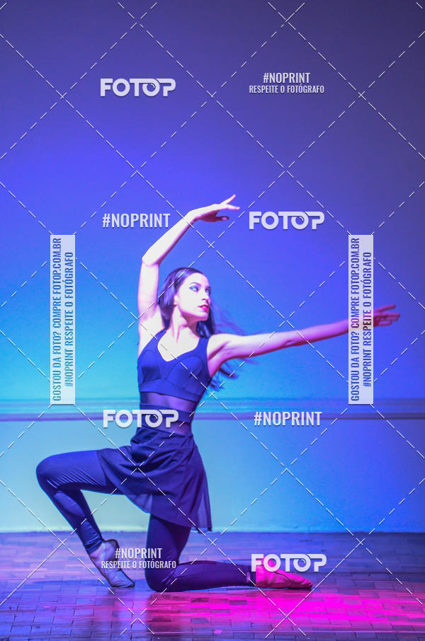 Buy your photos of the eventApresentao de dana  da Escola Uruguai na Escola Rainha do Brasil on Fotop