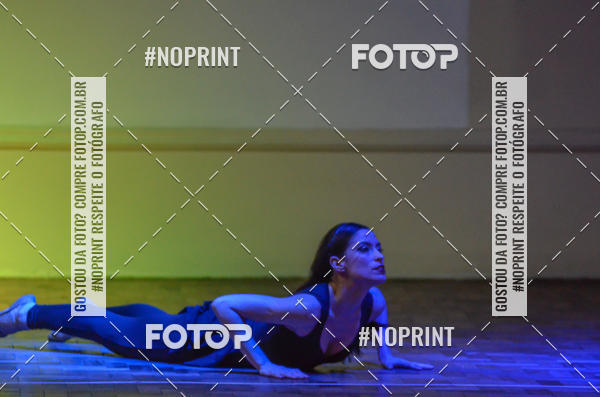 Buy your photos of the eventApresenta��o de dan�a  da Escola Uruguai na Escola Rainha do Brasil on Fotop