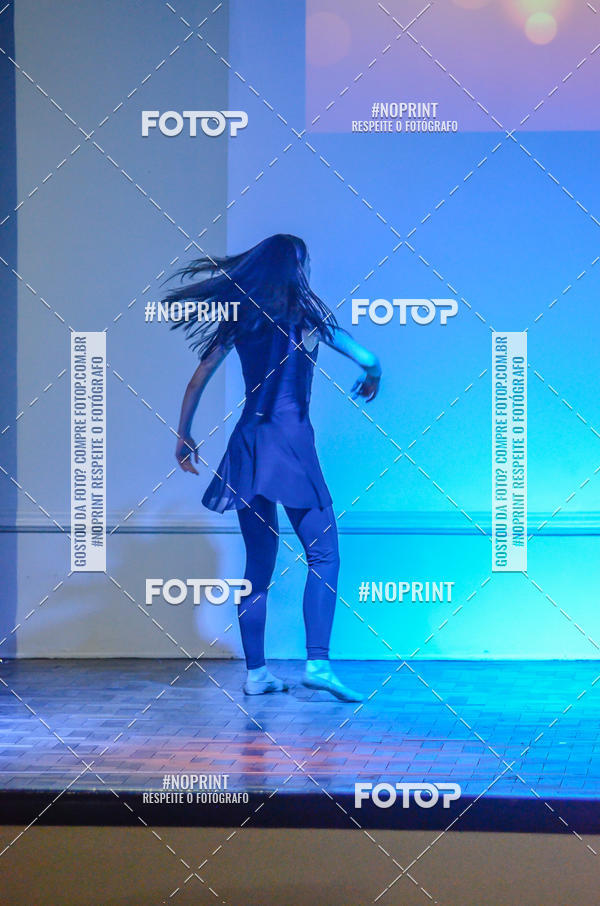 Buy your photos of the eventApresenta��o de dan�a  da Escola Uruguai na Escola Rainha do Brasil on Fotop