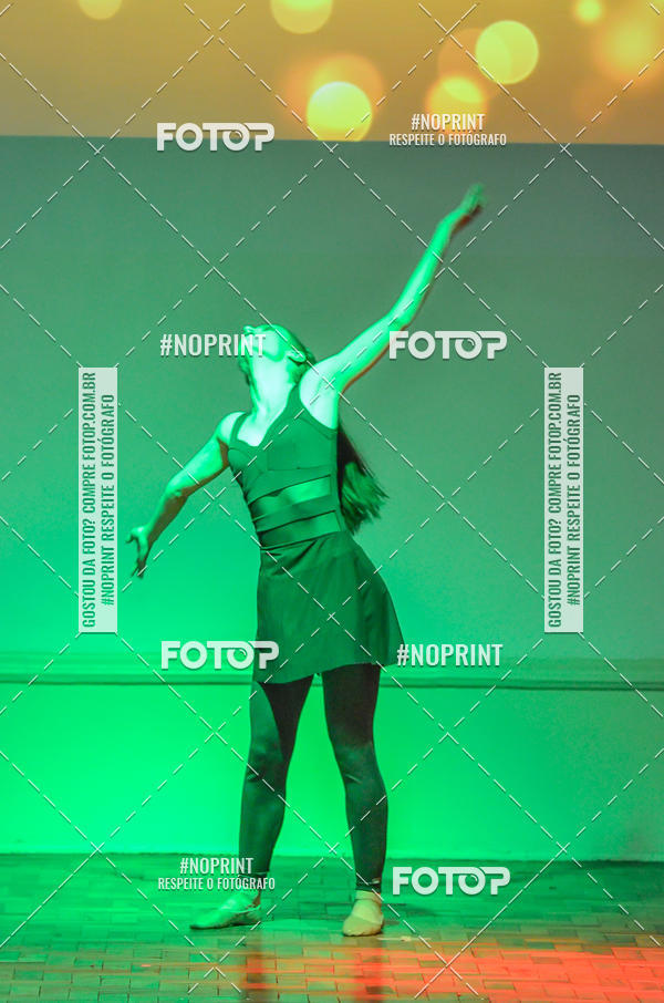 Buy your photos of the eventApresentao de dana  da Escola Uruguai na Escola Rainha do Brasil on Fotop