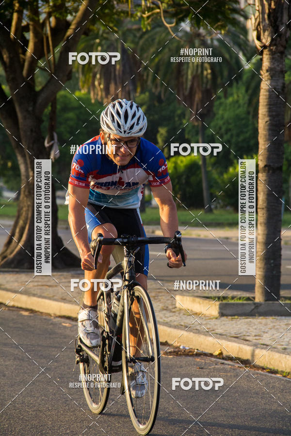 Buy your photos of the eventTreino Ciclismo - Aterro do Flamengo  on Fotop