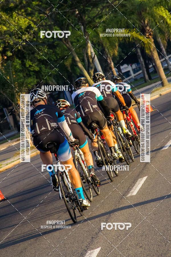Buy your photos of the eventTreino Ciclismo - Aterro do Flamengo  on Fotop