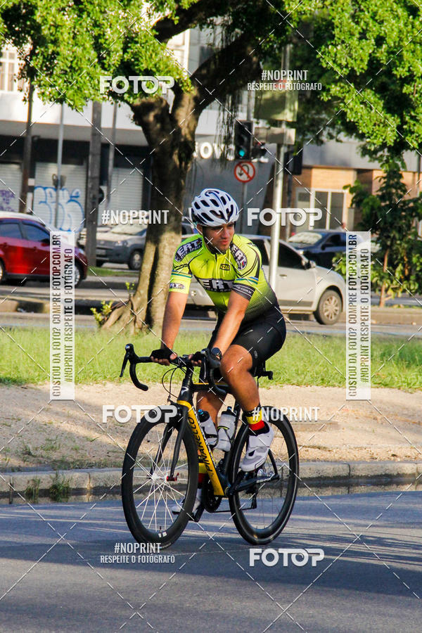 Buy your photos of the eventTreino Ciclismo - Aterro do Flamengo  on Fotop