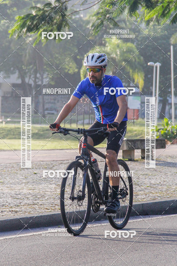 Buy your photos of the eventTreino Ciclismo - Aterro do Flamengo  on Fotop