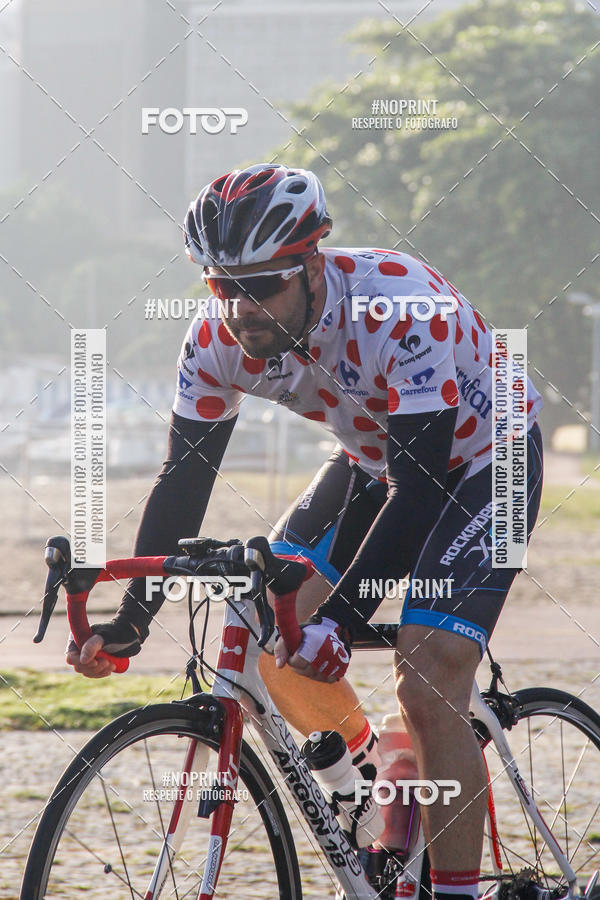 Buy your photos of the eventTreino Ciclismo - Aterro do Flamengo  on Fotop