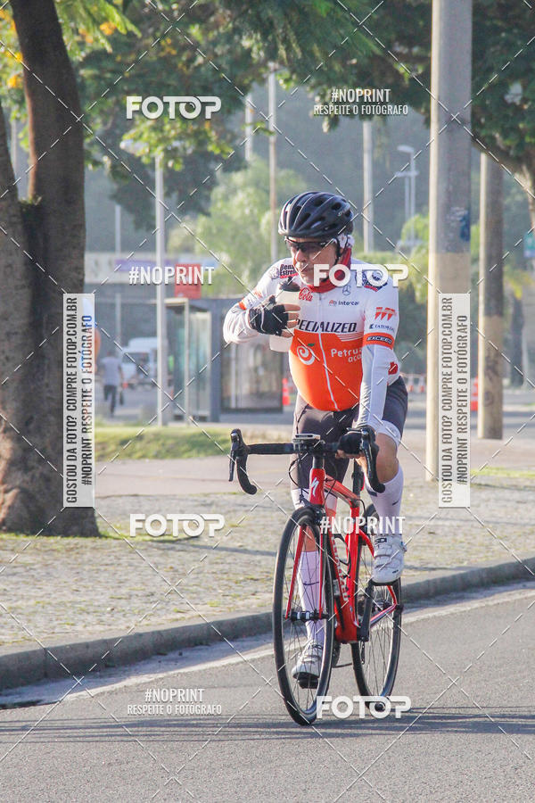 Buy your photos of the eventTreino Ciclismo - Aterro do Flamengo  on Fotop