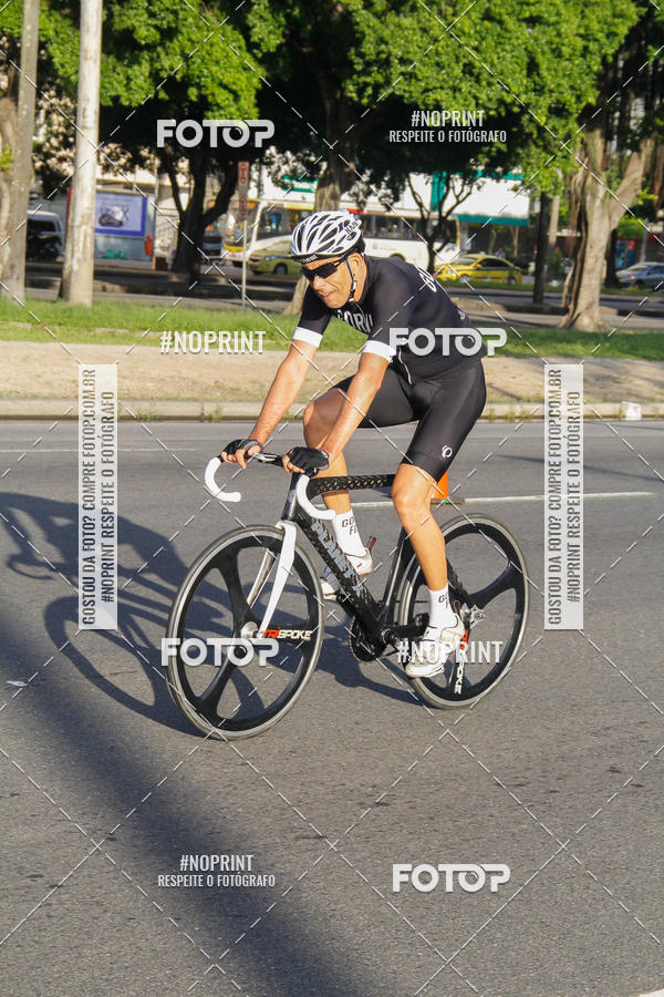 Buy your photos of the eventTreino Ciclismo - Aterro do Flamengo  on Fotop