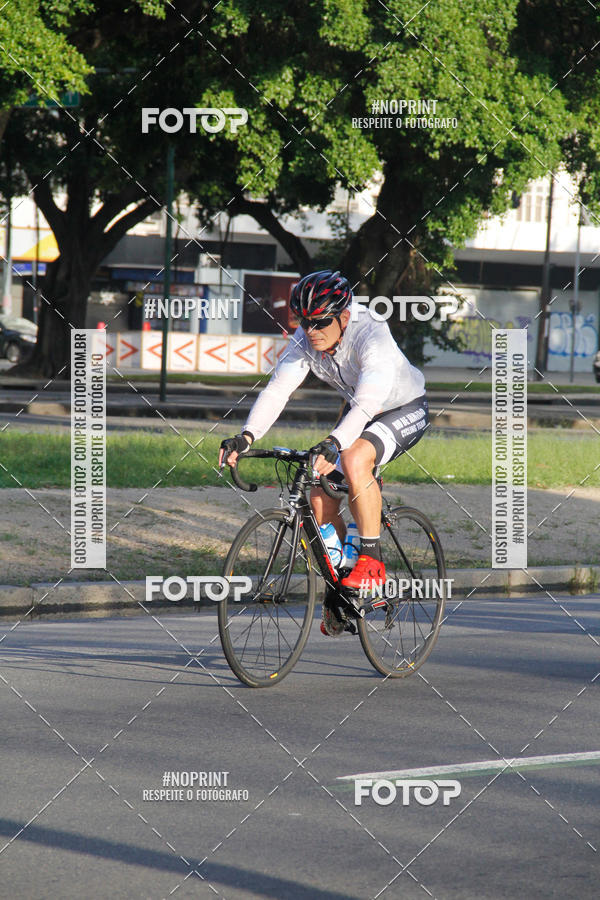 Buy your photos of the eventTreino Ciclismo - Aterro do Flamengo  on Fotop