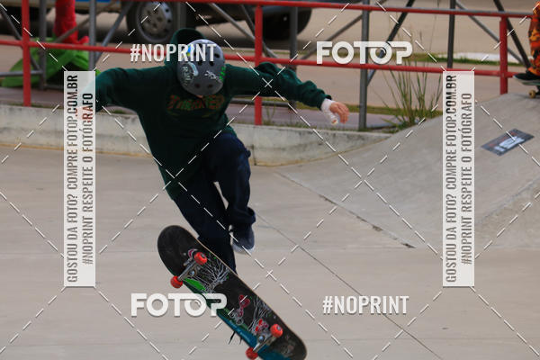 Buy your photos of the eventCampeonato Brasileiro de Skate Street Amador on Fotop