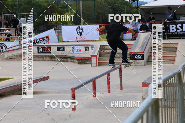 Buy your photos of the eventCampeonato Brasileiro de Skate Street Amador on Fotop