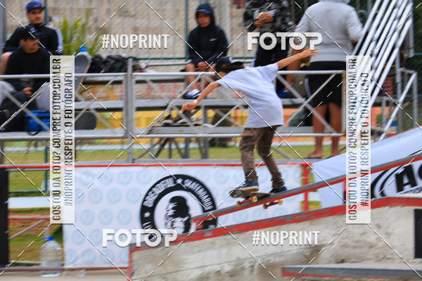 Buy your photos of the eventCampeonato Brasileiro de Skate Street Amador on Fotop