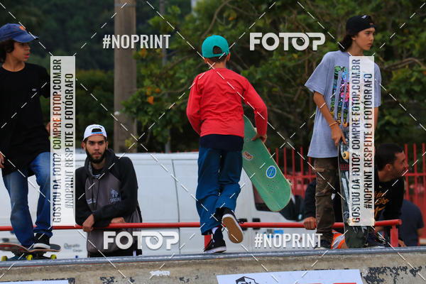 Buy your photos of the eventCampeonato Brasileiro de Skate Street Amador on Fotop