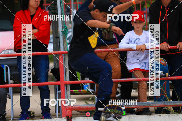 Buy your photos of the eventCampeonato Brasileiro de Skate Street Amador on Fotop