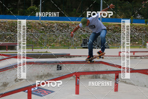 Buy your photos of the eventCampeonato Brasileiro de Skate Street Amador on Fotop