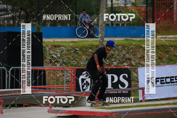 Buy your photos of the eventCampeonato Brasileiro de Skate Street Amador on Fotop