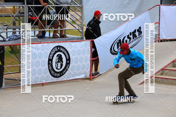 Buy your photos of the eventCampeonato Brasileiro de Skate Street Amador on Fotop