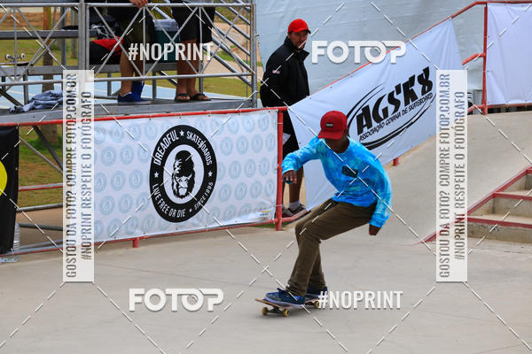 Buy your photos of the eventCampeonato Brasileiro de Skate Street Amador on Fotop