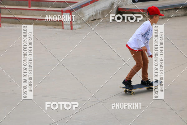 Buy your photos of the eventCampeonato Brasileiro de Skate Street Amador on Fotop
