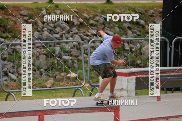 Buy your photos of the eventCampeonato Brasileiro de Skate Street Amador on Fotop