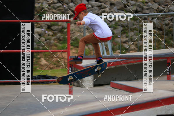 Buy your photos of the eventCampeonato Brasileiro de Skate Street Amador on Fotop