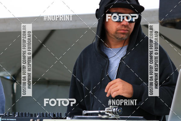 Buy your photos of the eventCampeonato Brasileiro de Skate Street Amador on Fotop