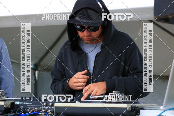 Buy your photos of the eventCampeonato Brasileiro de Skate Street Amador on Fotop