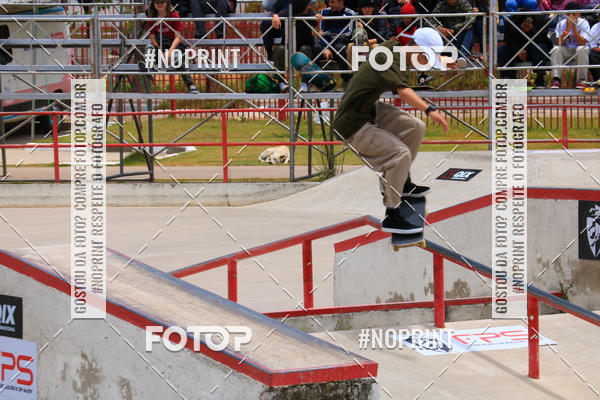 Buy your photos of the eventCampeonato Brasileiro de Skate Street Amador on Fotop