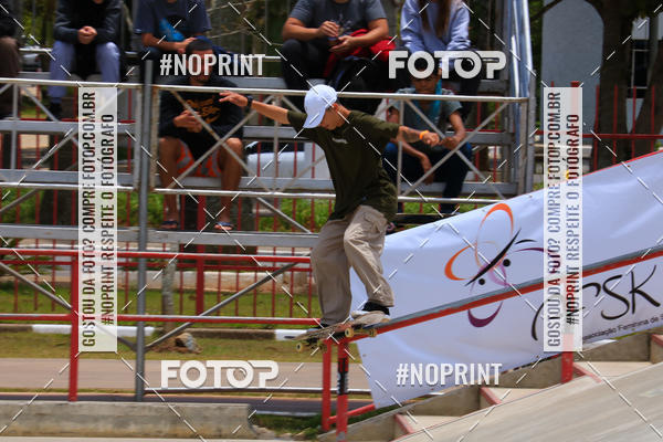 Buy your photos of the eventCampeonato Brasileiro de Skate Street Amador on Fotop
