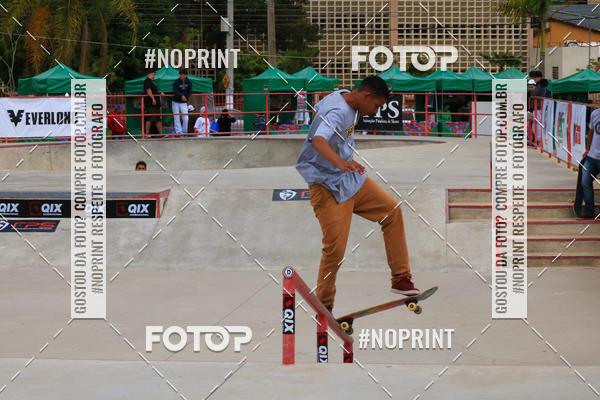 Buy your photos of the eventCampeonato Brasileiro de Skate Street Amador on Fotop