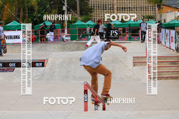 Buy your photos of the eventCampeonato Brasileiro de Skate Street Amador on Fotop