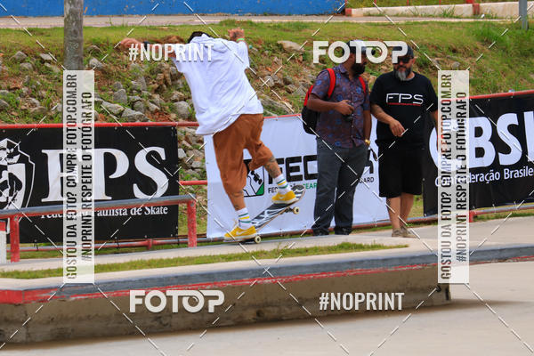 Buy your photos of the eventCampeonato Brasileiro de Skate Street Amador on Fotop