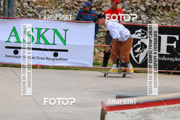 Buy your photos of the eventCampeonato Brasileiro de Skate Street Amador on Fotop