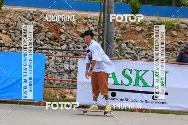 Buy your photos of the eventCampeonato Brasileiro de Skate Street Amador on Fotop