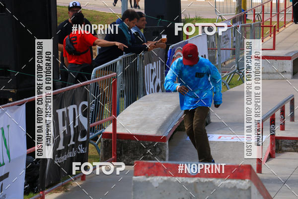 Buy your photos of the eventCampeonato Brasileiro de Skate Street Amador on Fotop