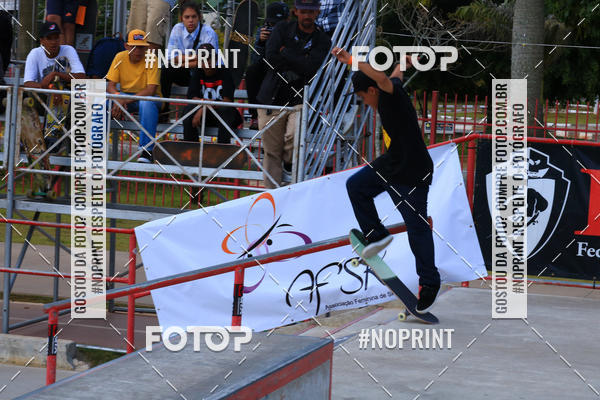Buy your photos of the eventCampeonato Brasileiro de Skate Street Amador on Fotop