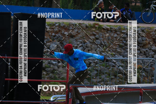 Buy your photos of the eventCampeonato Brasileiro de Skate Street Amador on Fotop