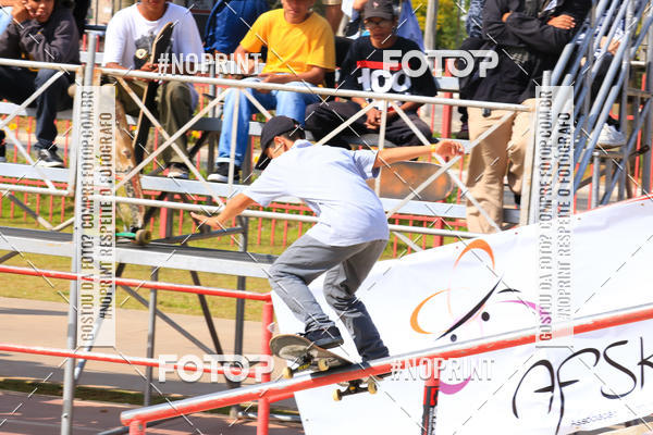 Buy your photos of the eventCampeonato Brasileiro de Skate Street Amador on Fotop