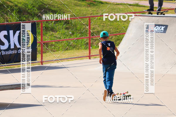 Buy your photos of the eventCampeonato Brasileiro de Skate Street Amador on Fotop