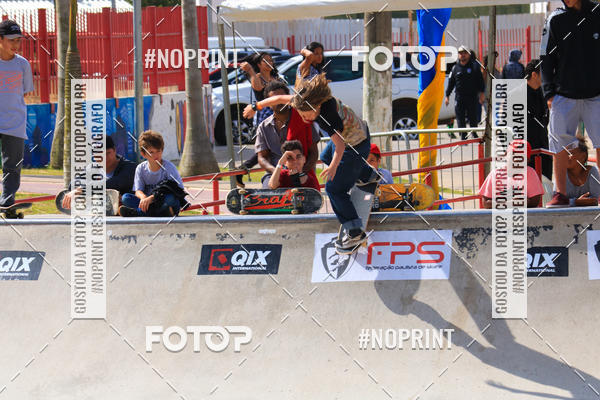 Buy your photos of the eventCampeonato Brasileiro de Skate Street Amador on Fotop